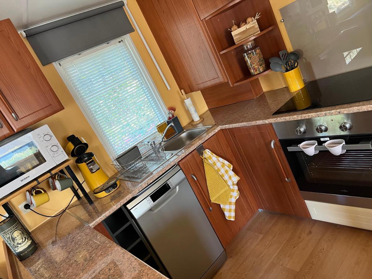 Joli Mobil-Home De Vacances, Ideal Pour Les Familles Rocbaron Екстериор снимка